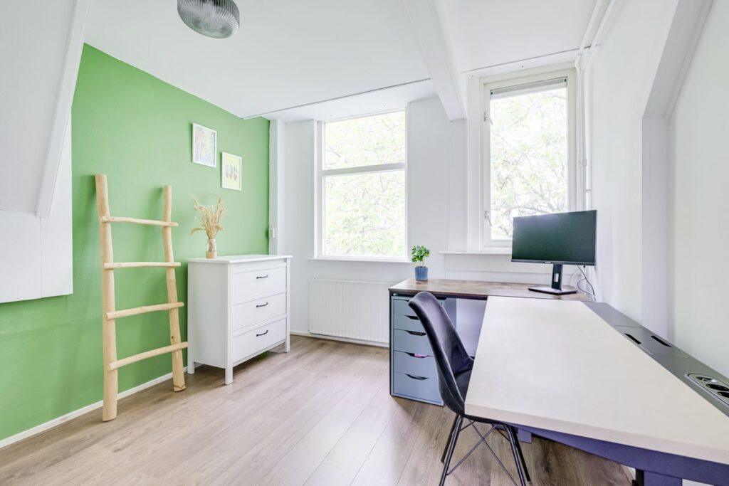 Buys Ballotstraat 1B