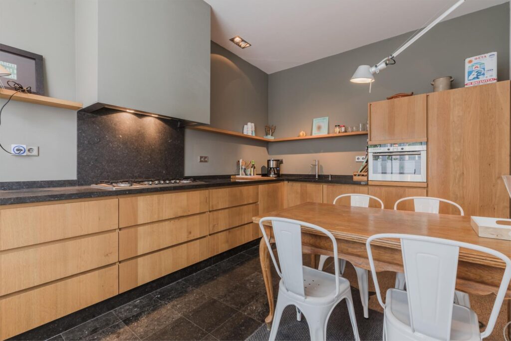 Sint Pieterstraat 14