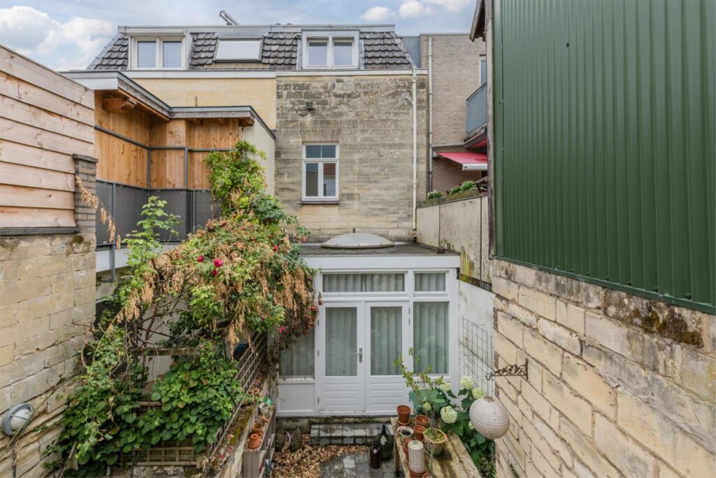 Sint Pieterstraat 14