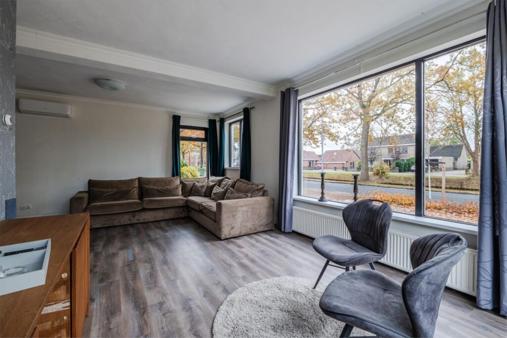 H.J. Kniggestraat 43