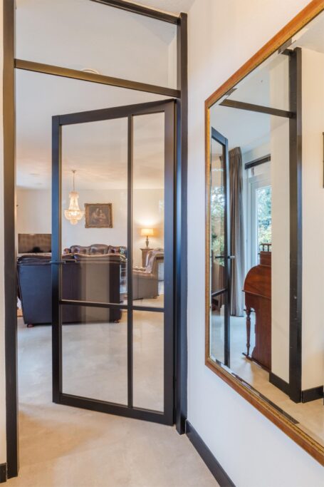 Noordelijke Parallelweg 12