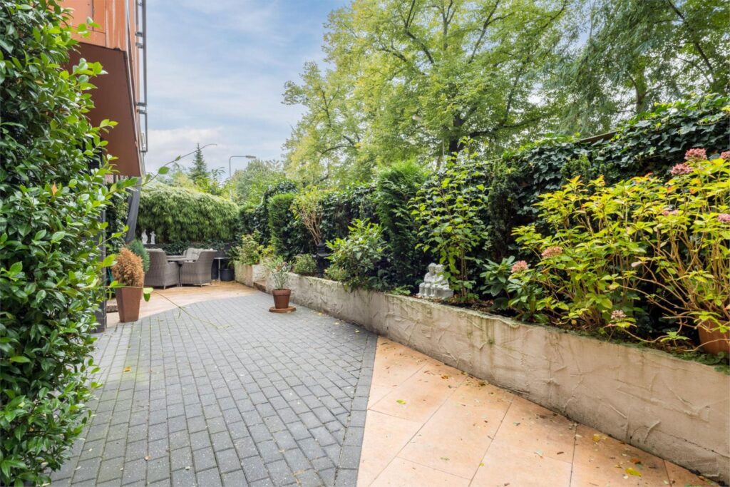 Noordelijke Parallelweg 12