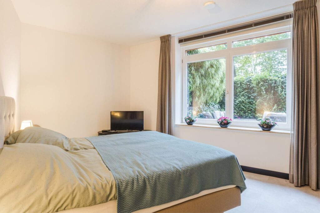 Noordelijke Parallelweg 12