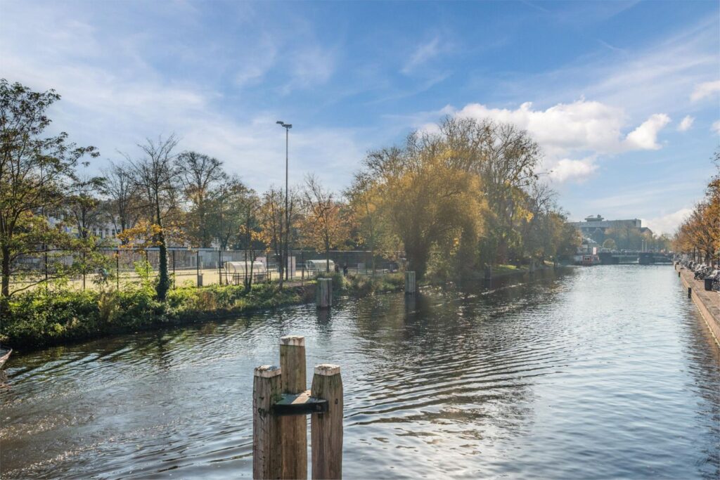 Rapenburgerstraat 238