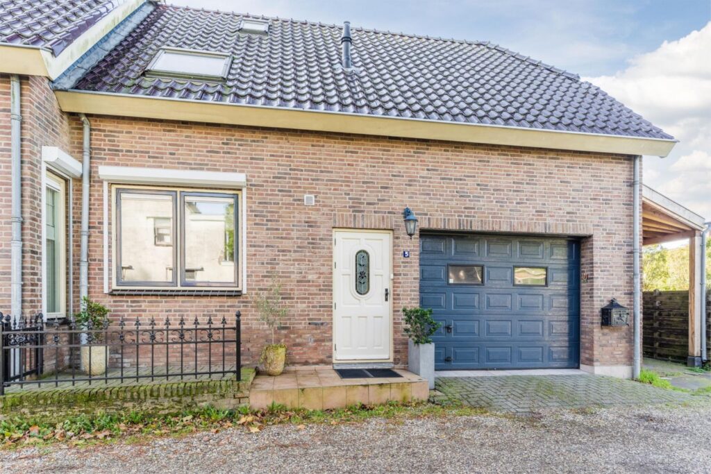 Dorpsstraat 5