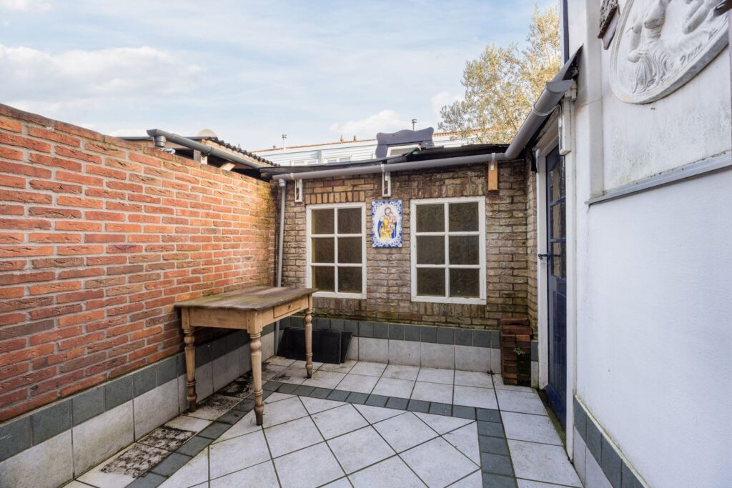 Zwijndrechtsestraat 18