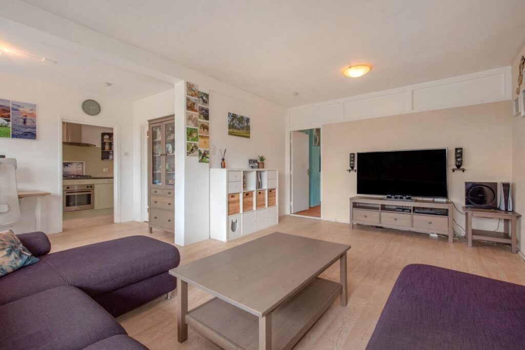 Burgemeester Keijzerlaan 227