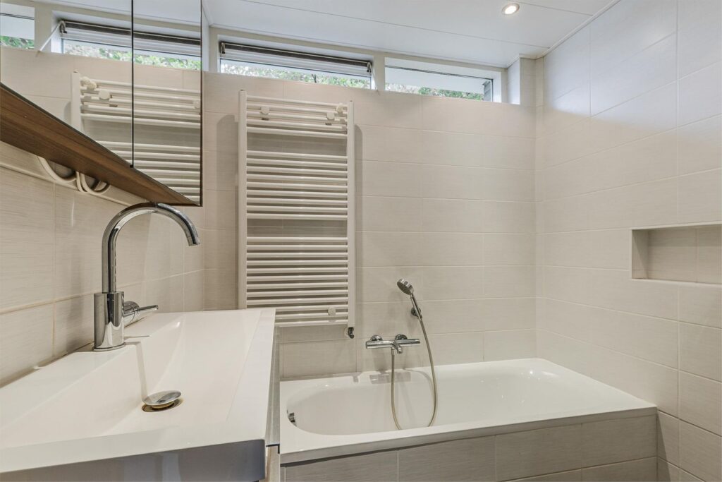 Professor Hugo de Vriesstraat 2