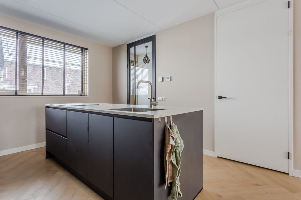 Rembrandt van Rijnstraat 38