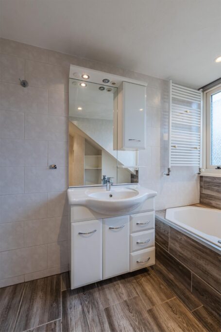 H.J. Kniggestraat 43