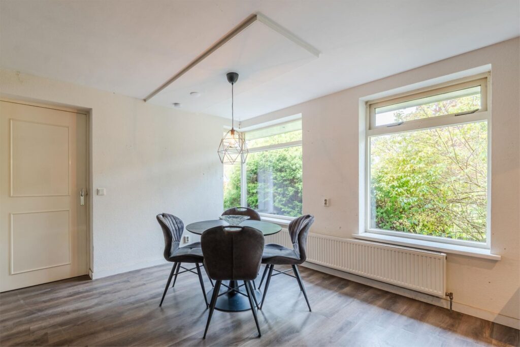 H.J. Kniggestraat 43