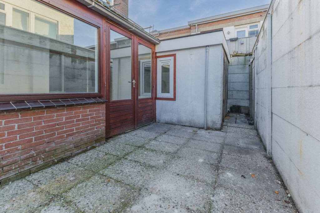 Burgemeester Waldeckstraat 1