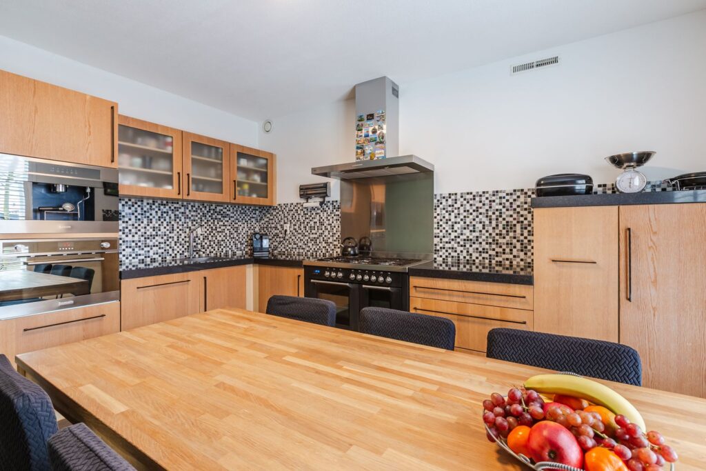 M. Kropholler-Staalstraat 9