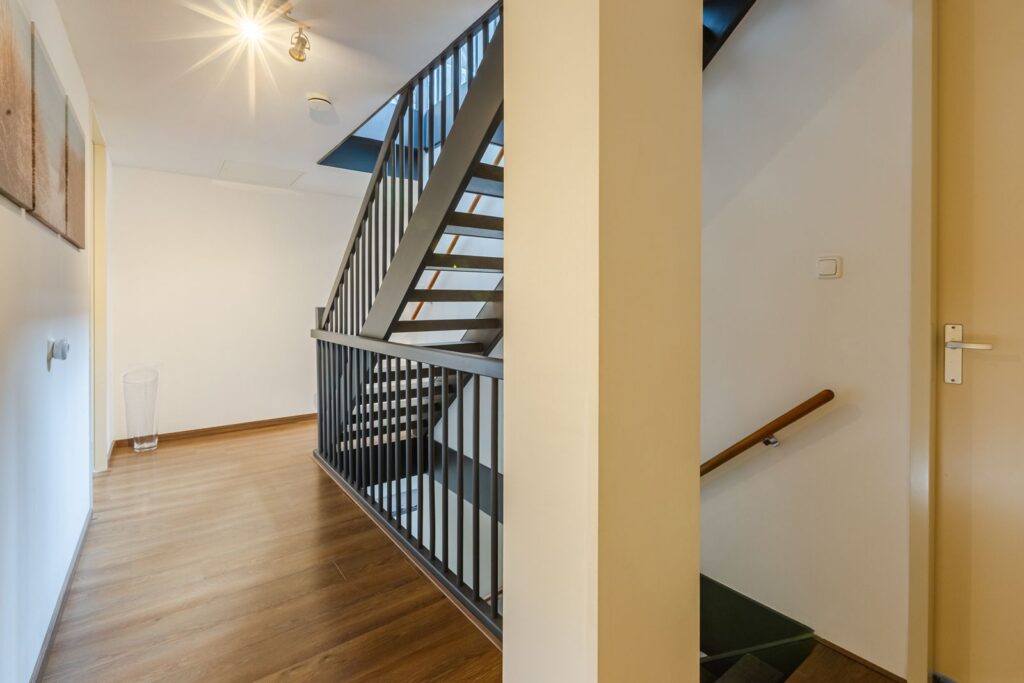 M. Kropholler-Staalstraat 9