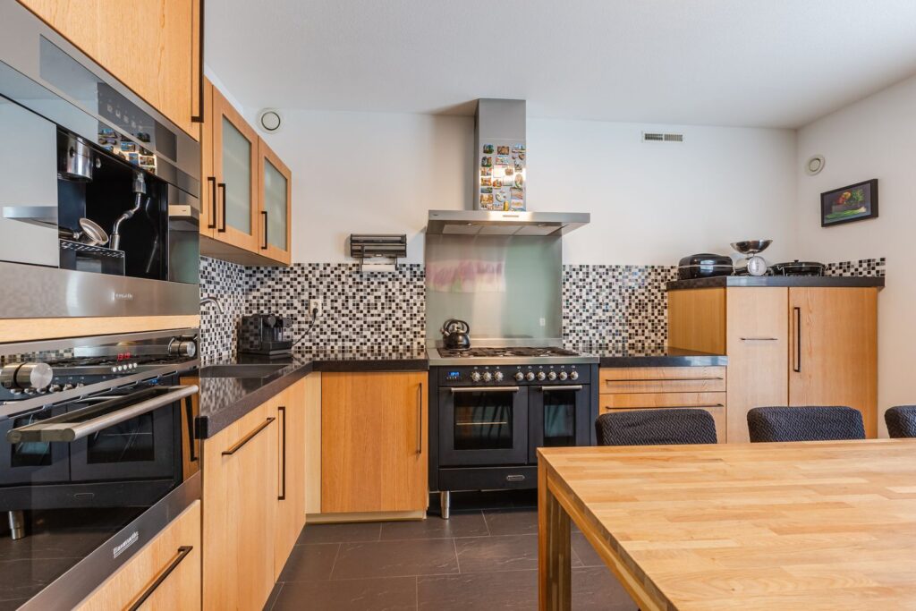 M. Kropholler-Staalstraat 9