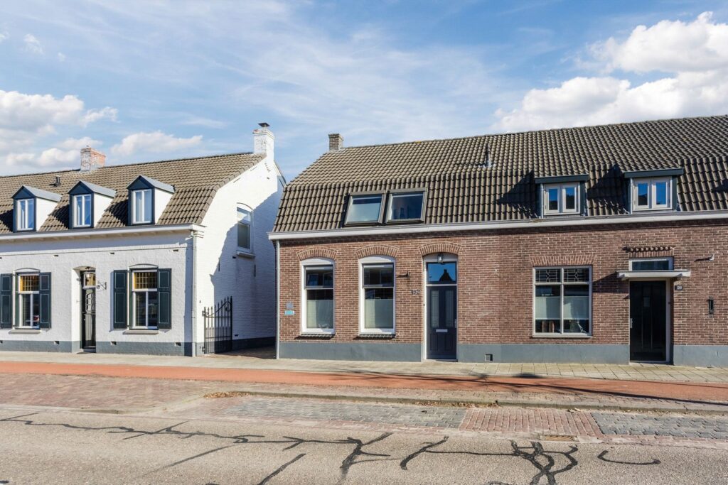 Dorpstraat 152