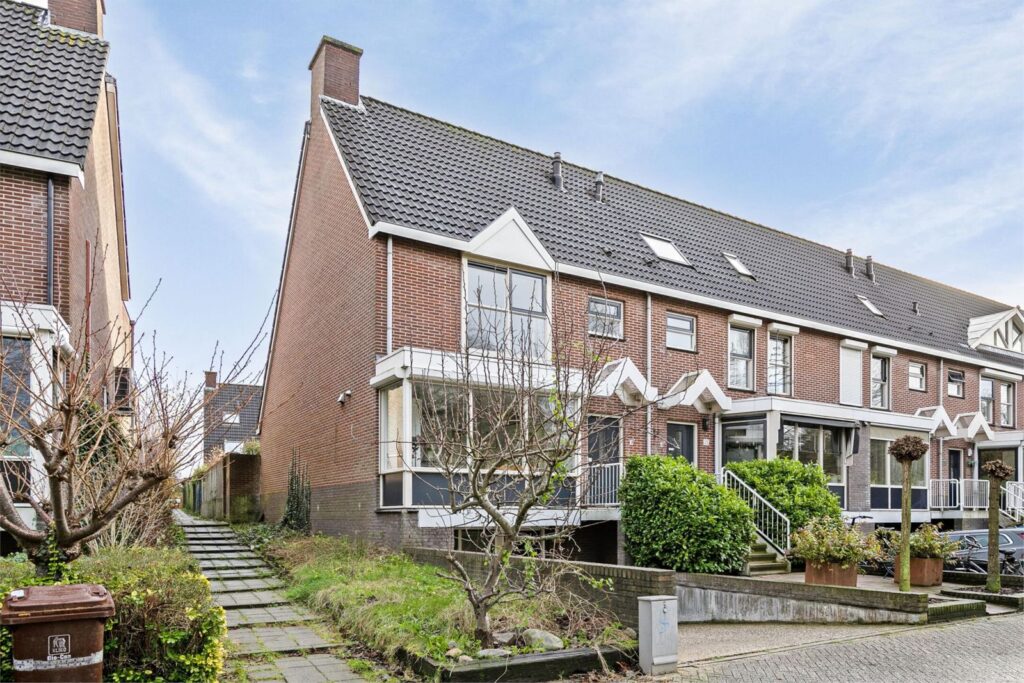 Monnetsingel 19