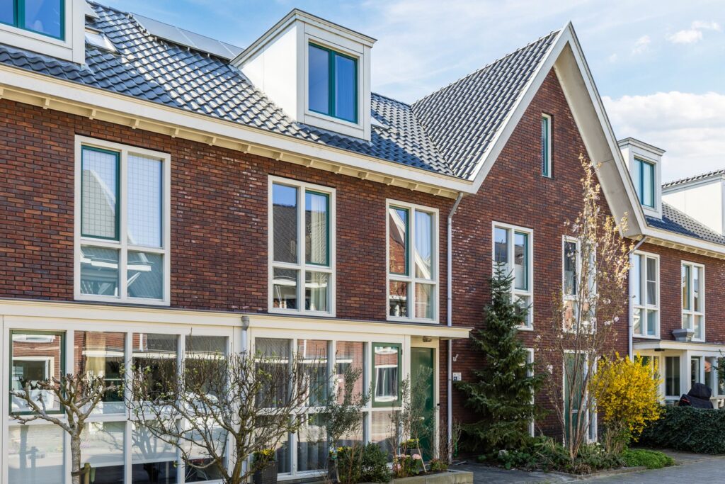 Linksbuitenstraat 24