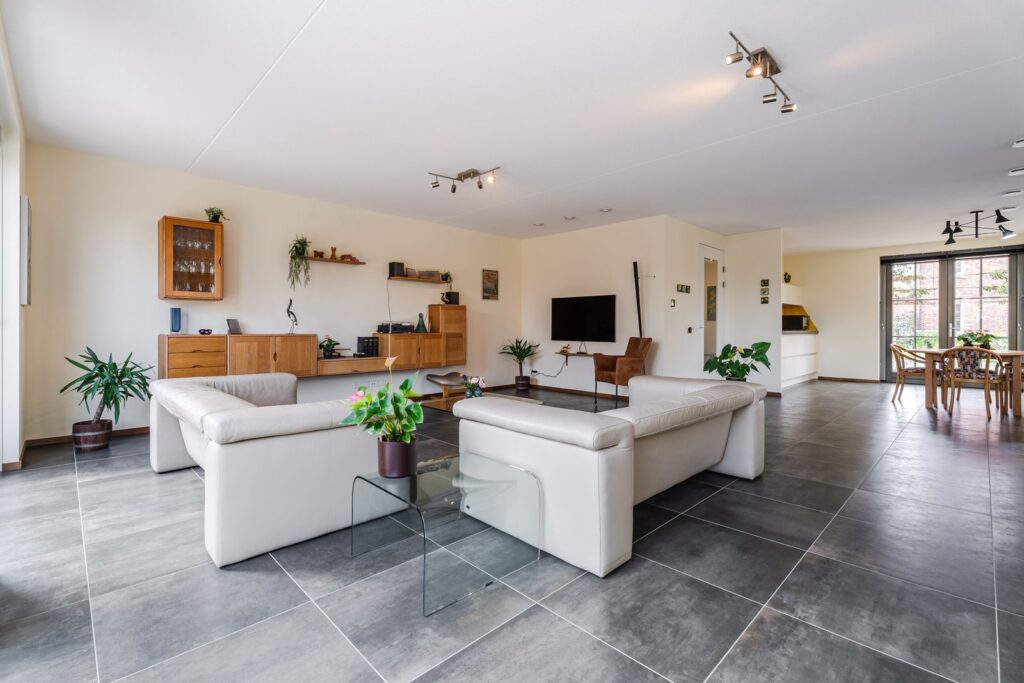 Notenhout 47