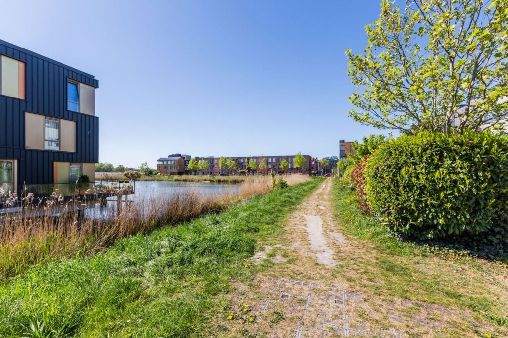 Edward Masseystraat 2