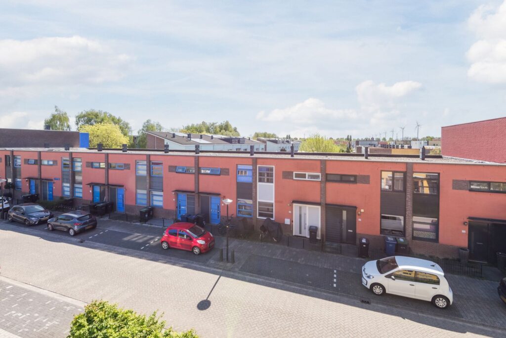 Scharlakenstraat 24