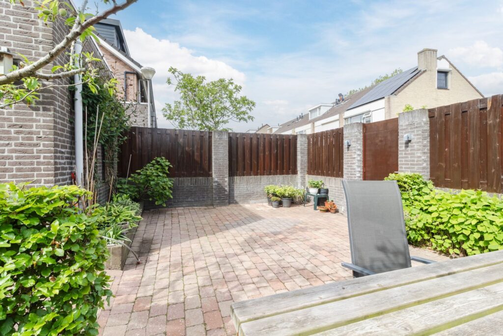 Vrouwe Van Loonstraat 19