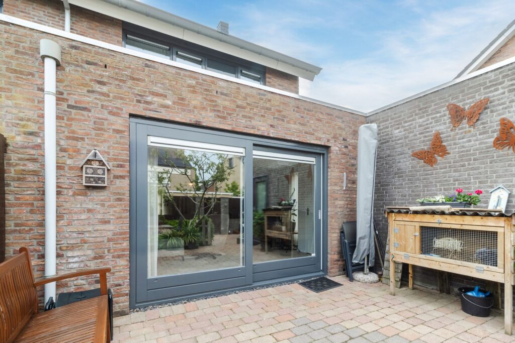 Vrouwe Van Loonstraat 19
