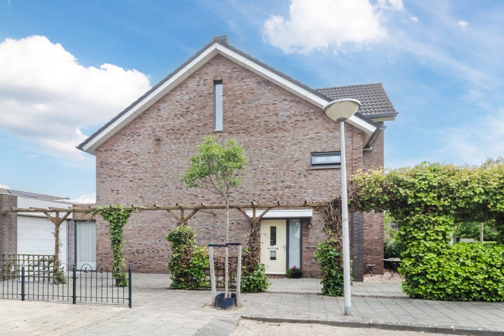 Vrouwe Van Loonstraat 19