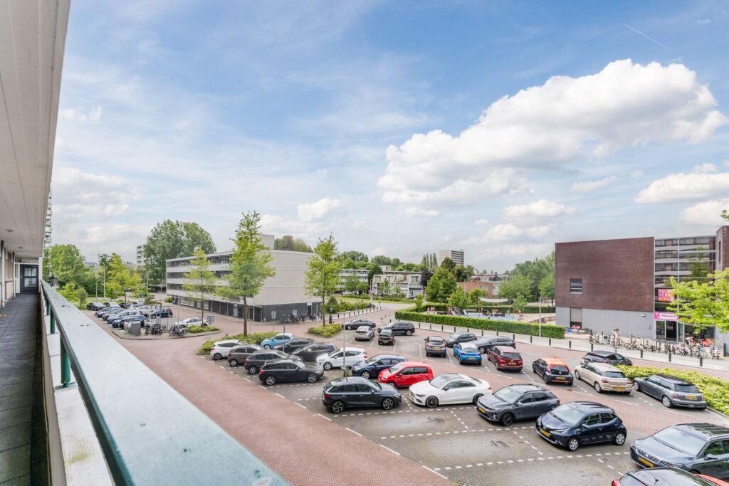 Tiengemeten 79