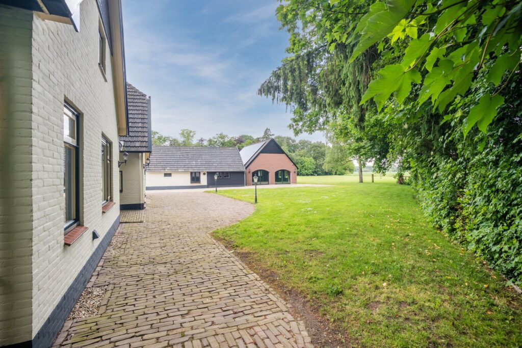 Blikkenweg 4