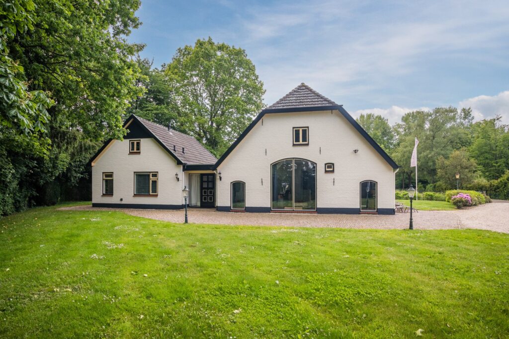 Blikkenweg 4