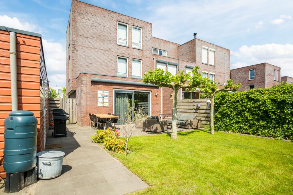 Laan van de Charleston 8