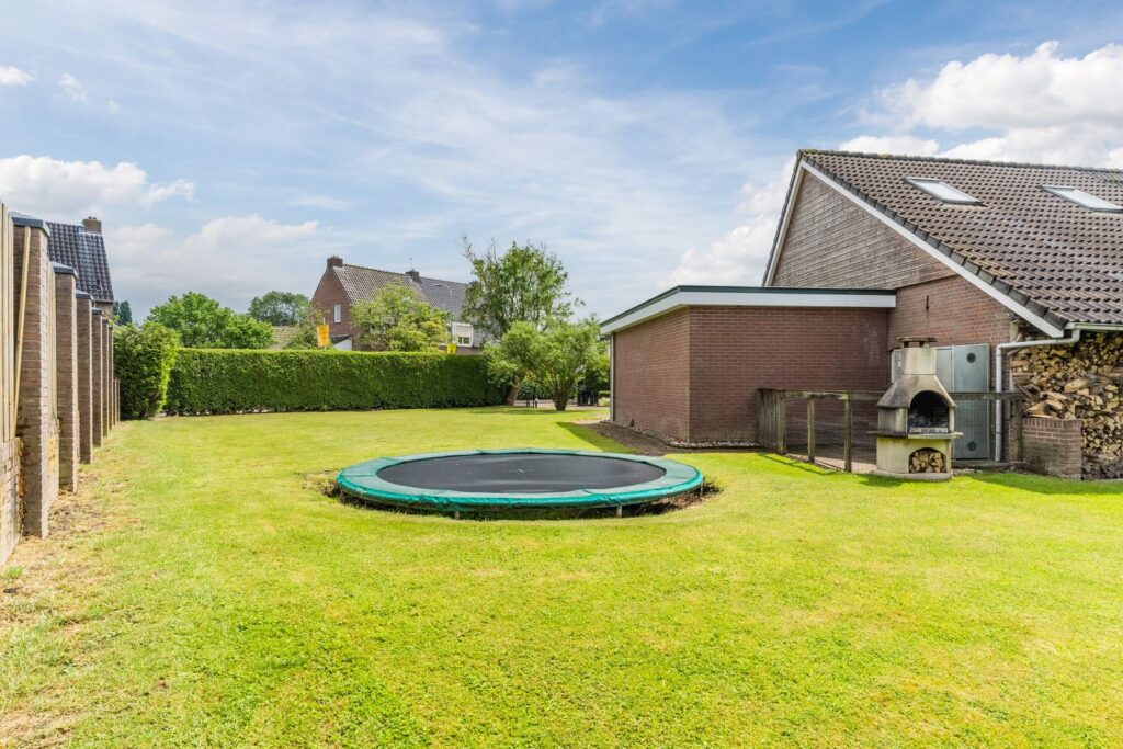 Nedereindsestraat 28