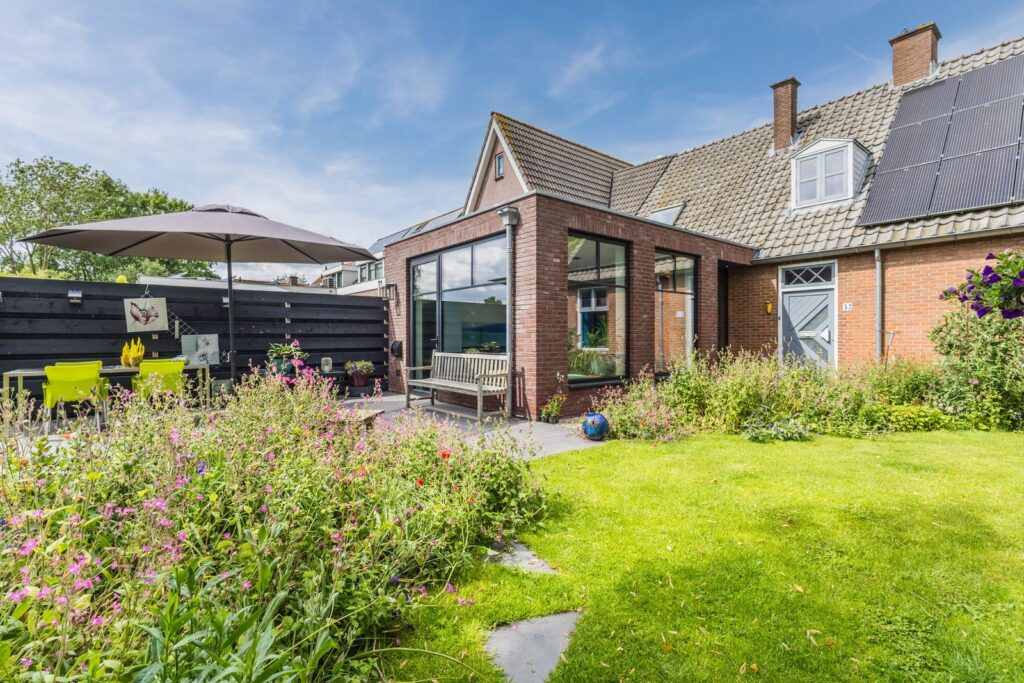 Kerkstraat 32