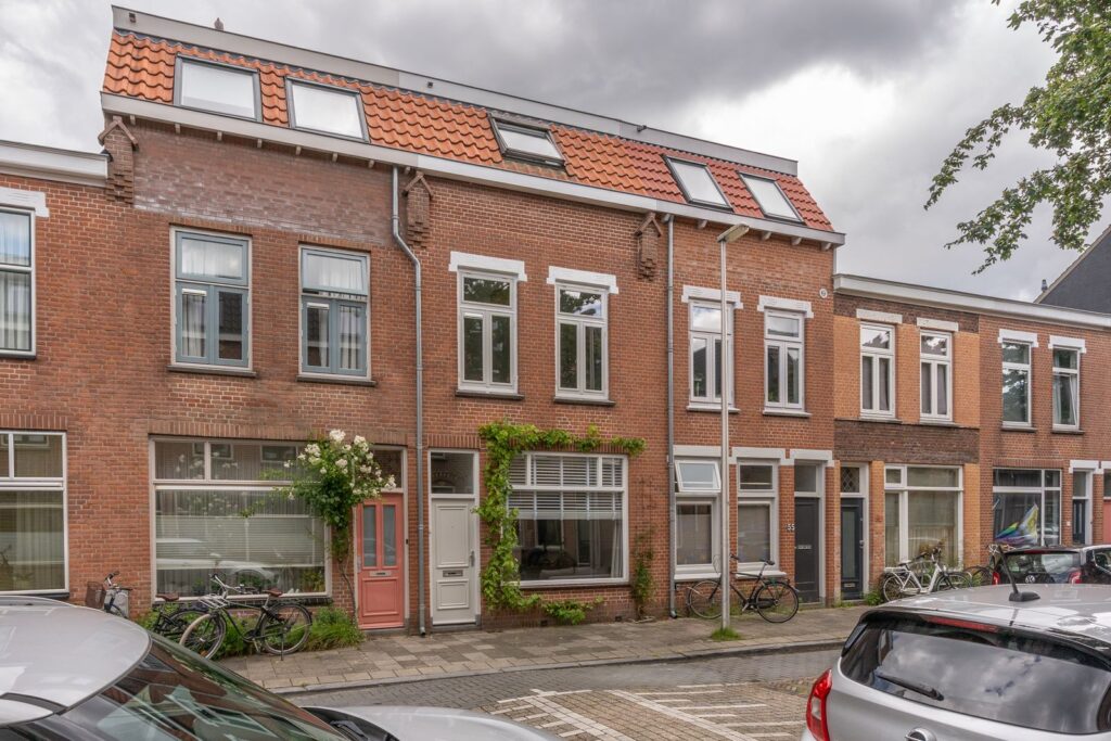 Esdoornstraat 57