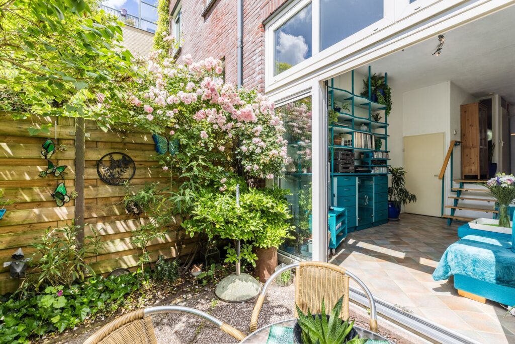 Dom H. van der Laanstraat 8