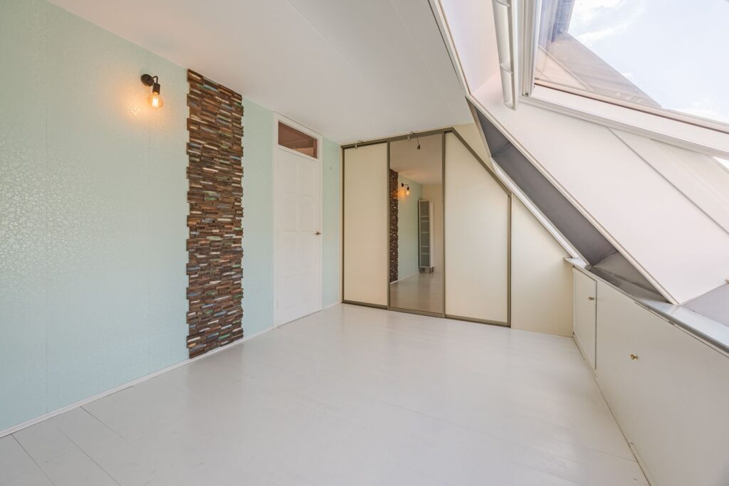 van Brederodestraat 11