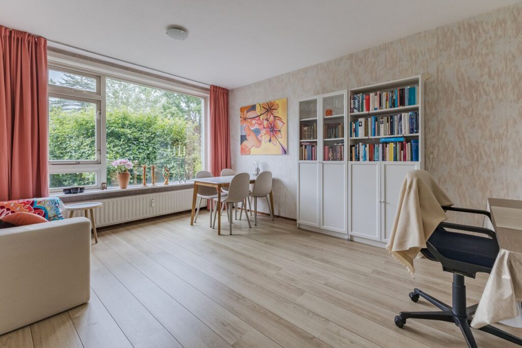 Van Blaaderenweg 11