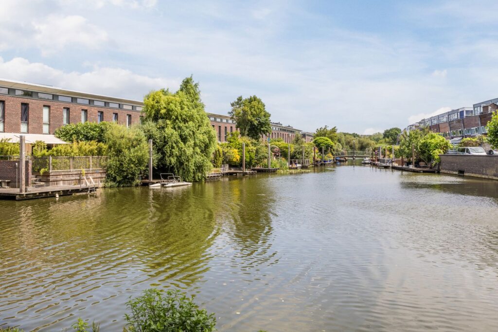 Praagsingel 239