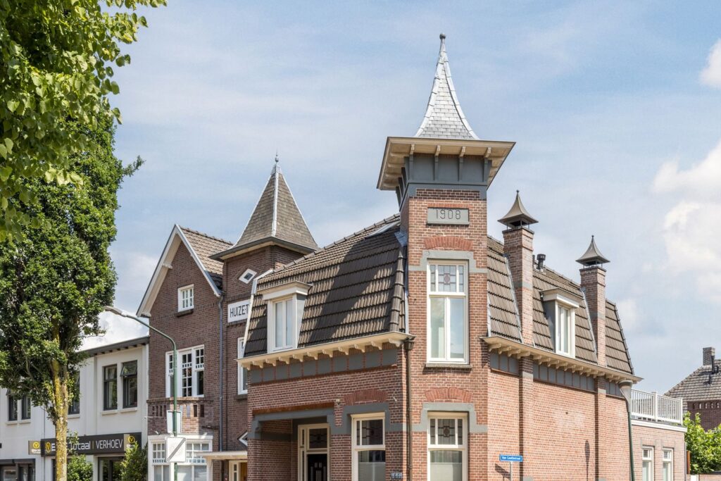 van Coothstraat 1
