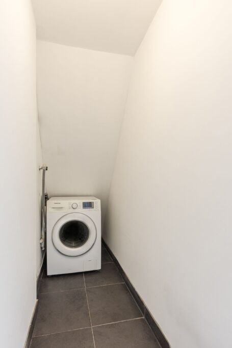 van Coothstraat 1