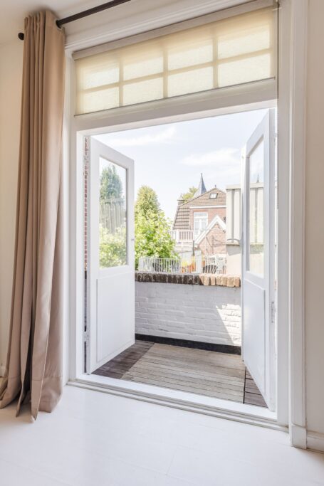 van Coothstraat 1
