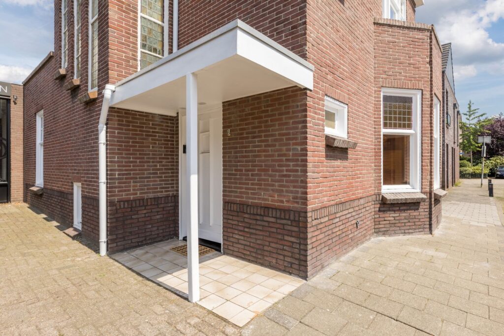 van Coothstraat 1