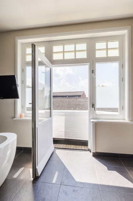 van Coothstraat 1