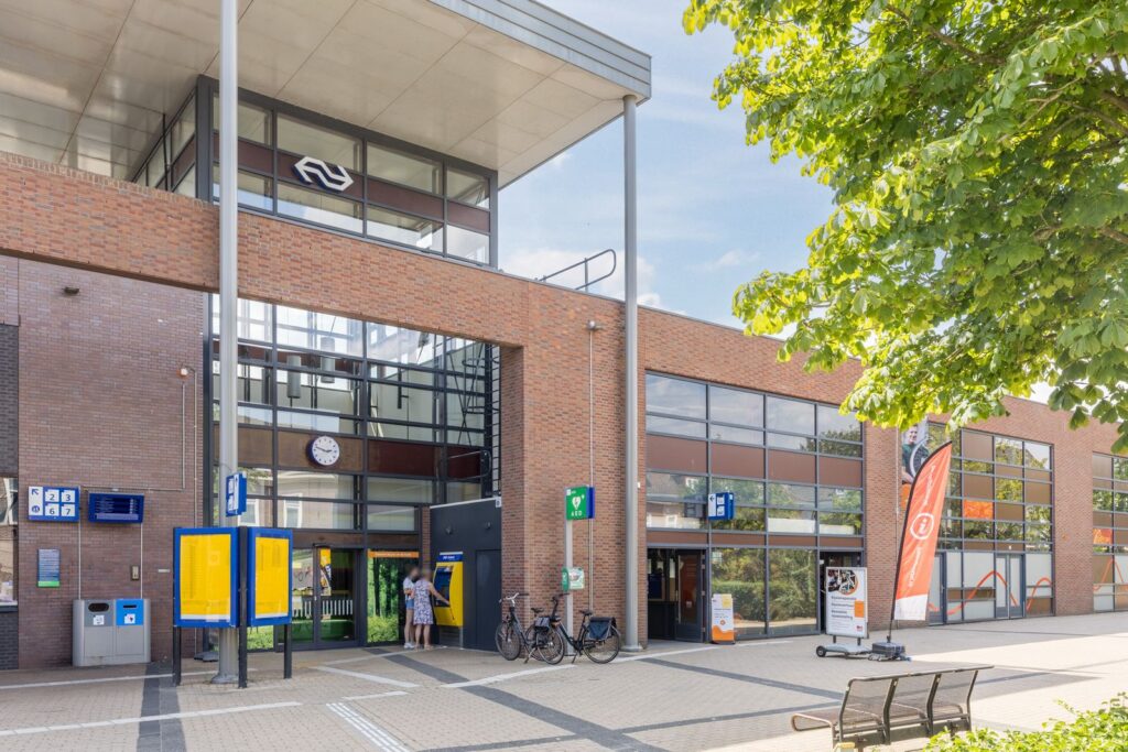 van Coothstraat 1