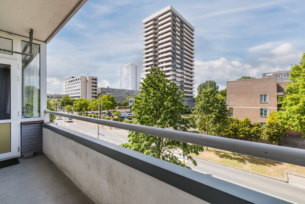 Van Vollenhovenlaan 28
