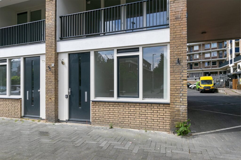 Detmoldstraat 1