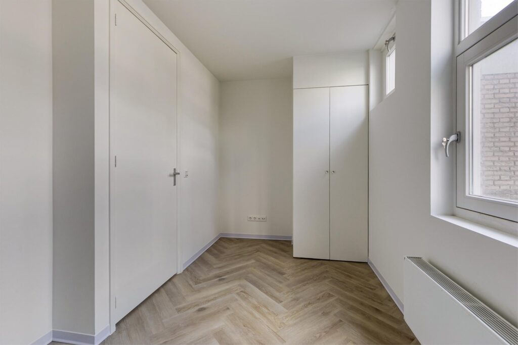 Detmoldstraat 1