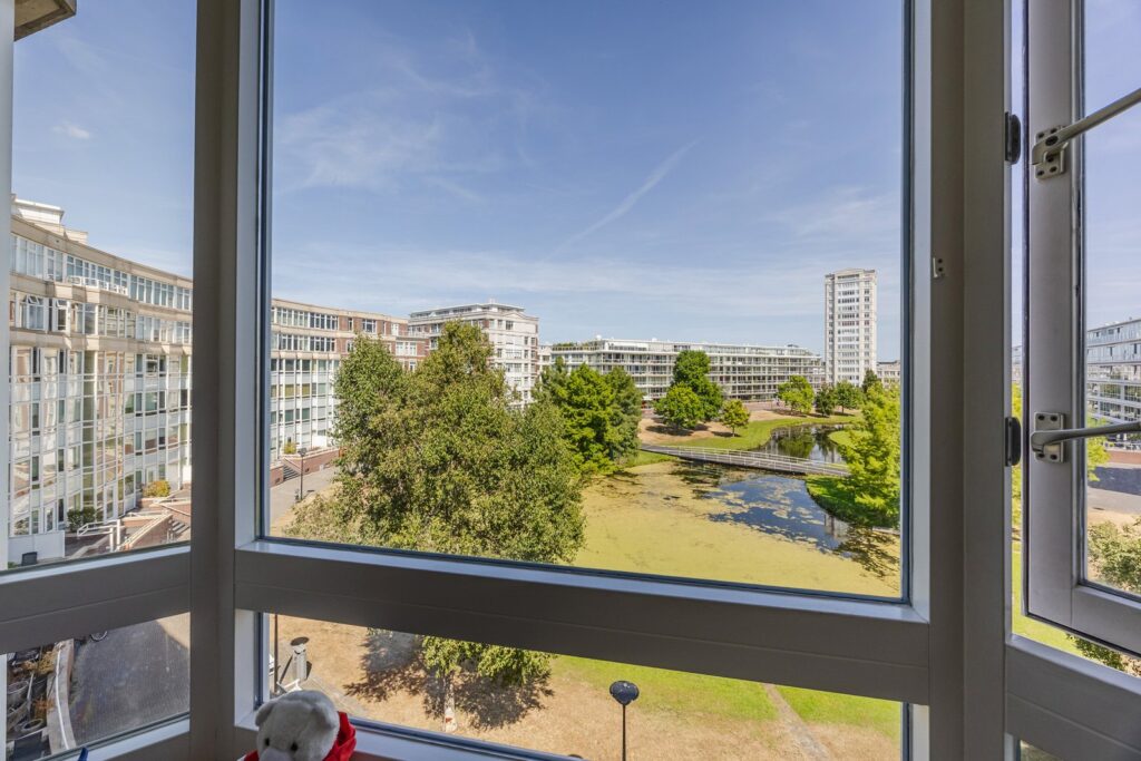 Burgemeester De Monchyplein 141
