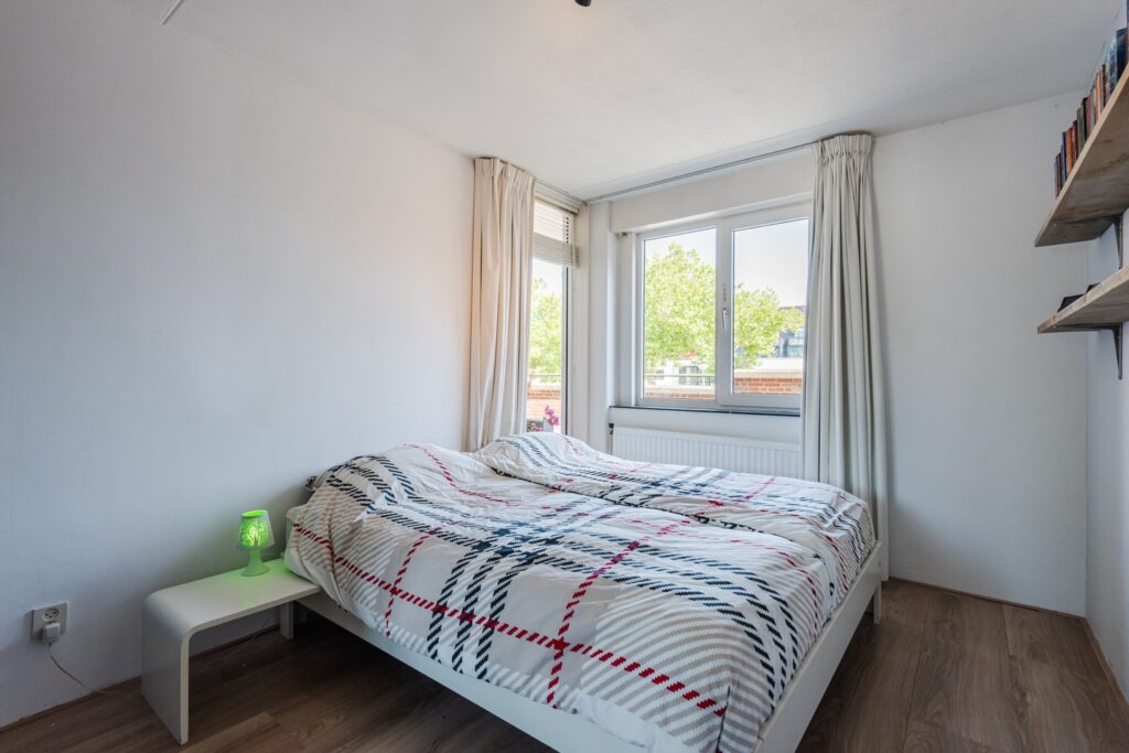 Meerstraat 12
